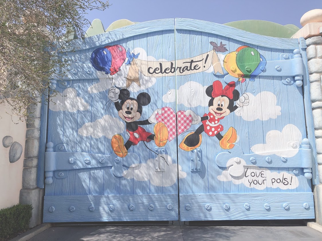 Dlr 思い出の写真はここで アナハイム ディズニーの写真映えスポットをご紹介 Meritrip